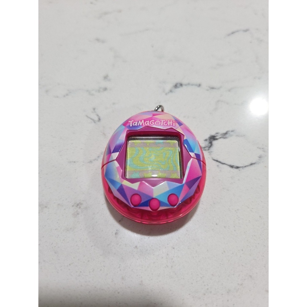 Tamagotchi Original Pink Treasure Jewel Virtual Reality Pet 2023‎